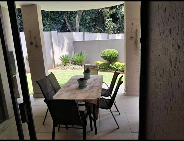 5 BEDROOM COMPLEX FOR SALE IN ORIEL